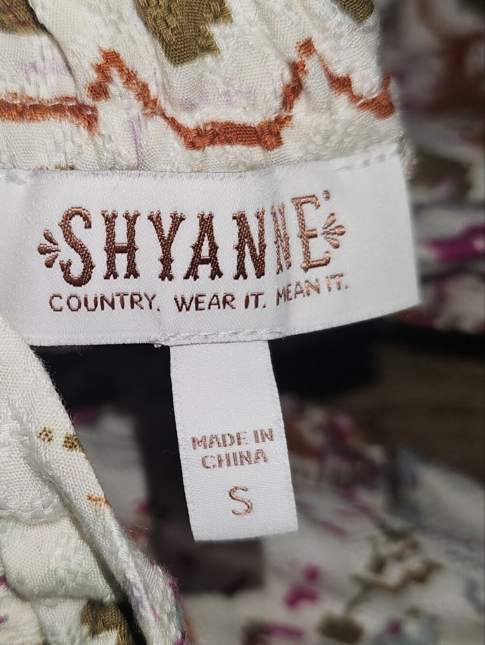 SHYANNE Southwestern Halter Lace Detail  Flowy Maxi Dress - Small - Picture 8 of 8